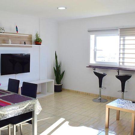 Cataleya'S Southairportflat Panoramic Views 24 H Check In & Pick Up Service 산이시드로 외부 사진