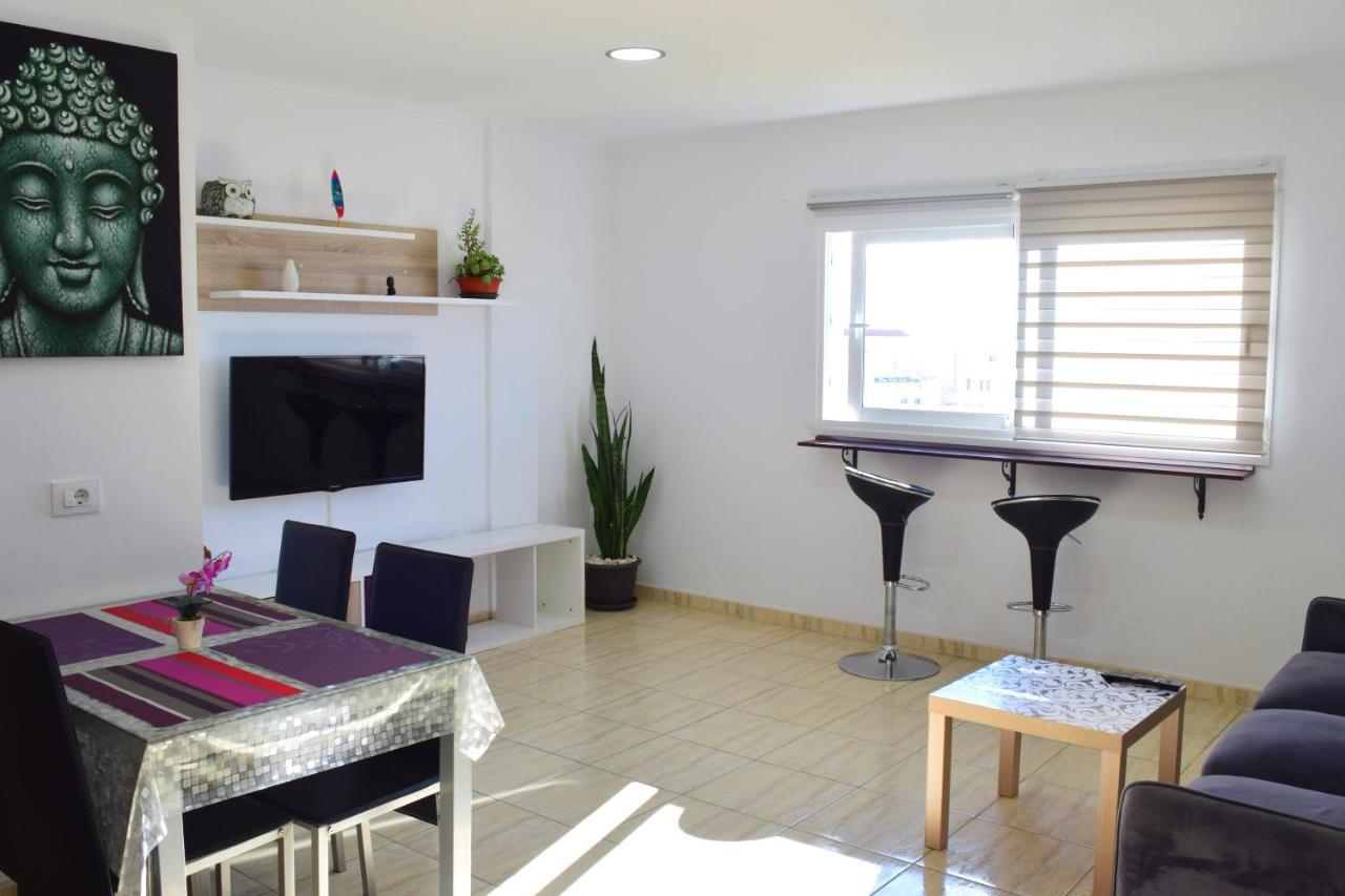 Cataleya'S Southairportflat Panoramic Views 24 H Check In & Pick Up Service 산이시드로 외부 사진